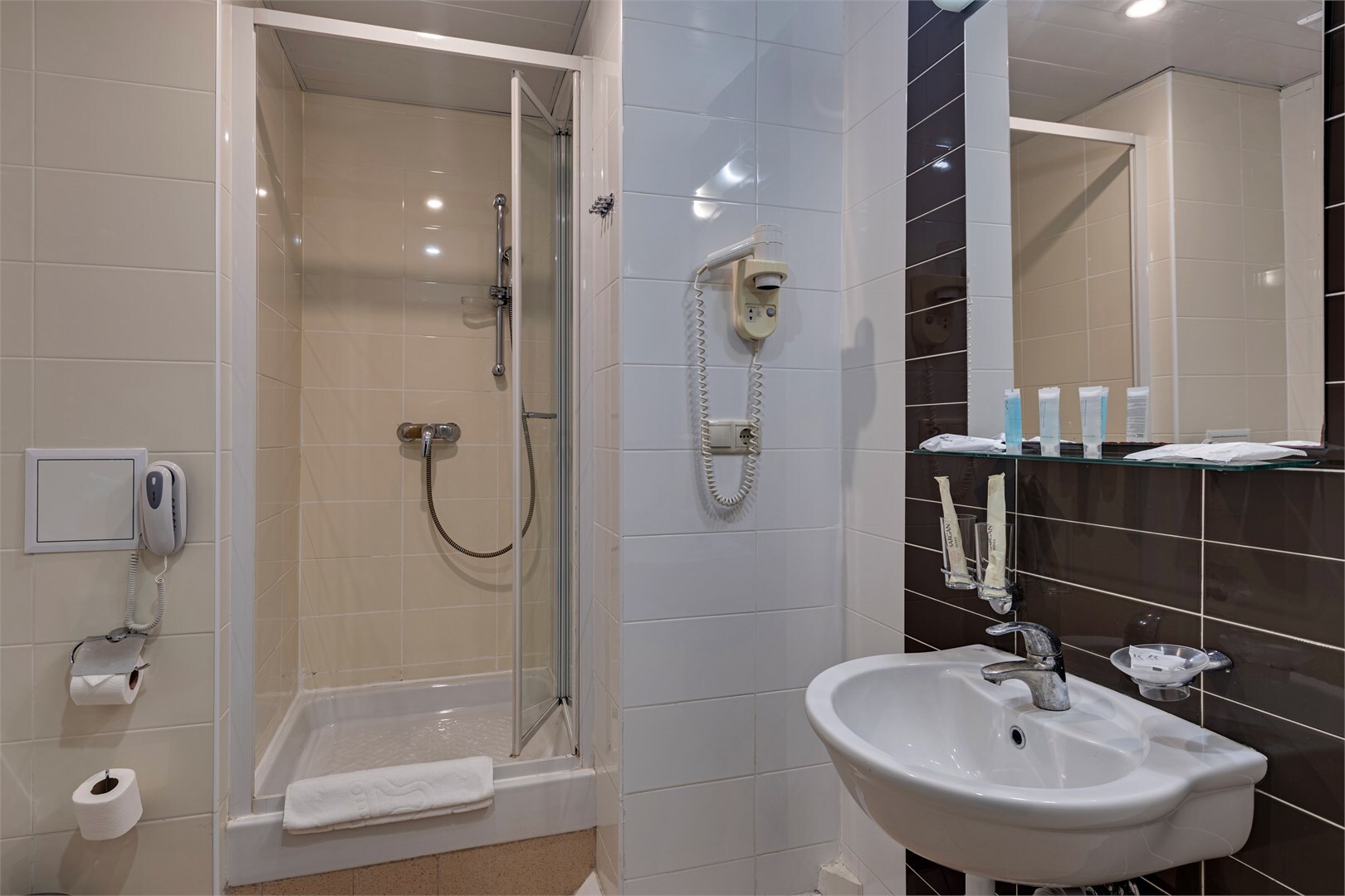 Полулюкс 2-х комнатный улучшенный