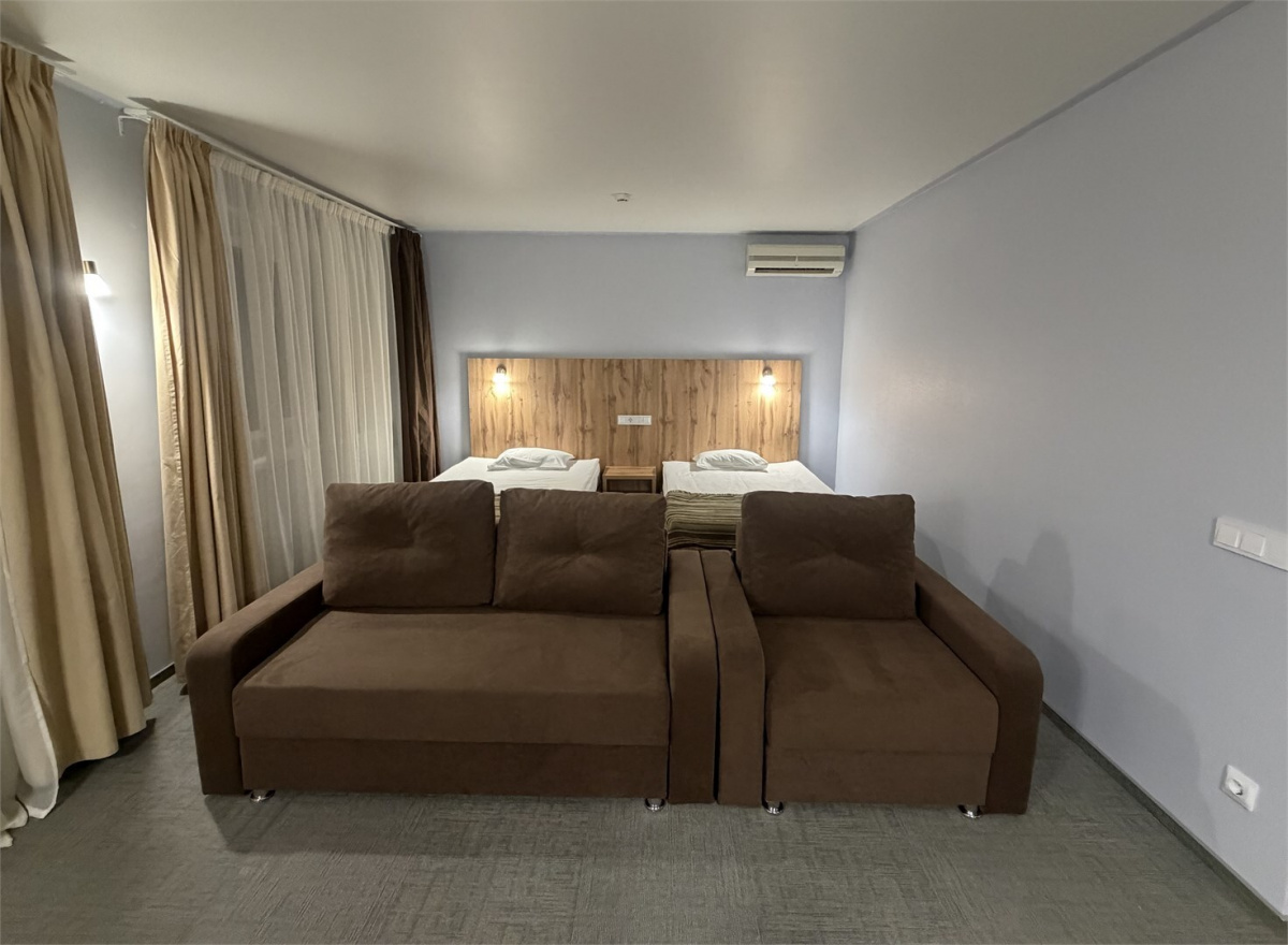 Делюкс улучшенный (главный корпус)